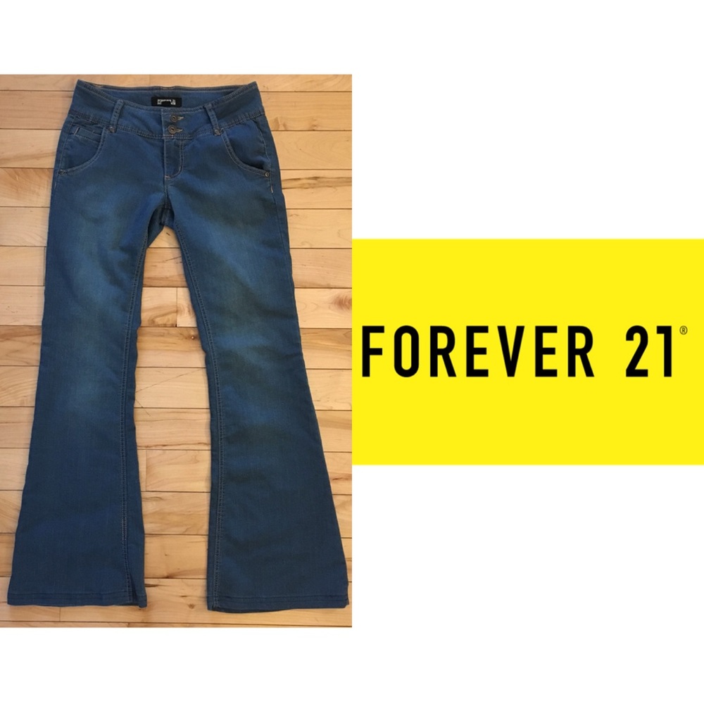 Forever 21 Flare Jeans Size 26